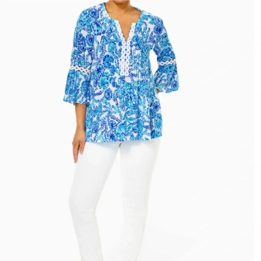Lilly Pulitzer Hollie Tunic Turquoise Oasis Shell
Me You Love Me Pintuck